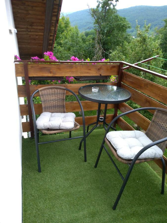 Apartman Nina Licko Petrovo Selo 외부 사진