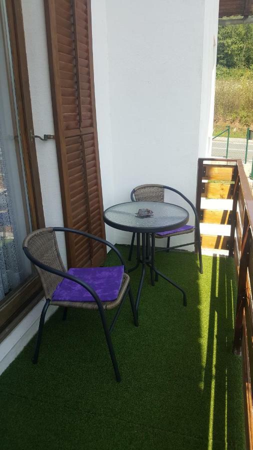Apartman Nina Licko Petrovo Selo 외부 사진