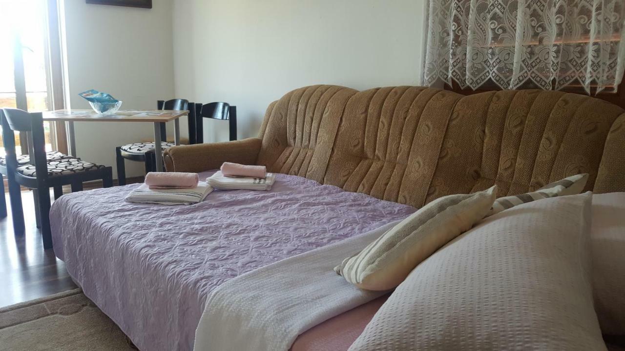 Apartman Nina Licko Petrovo Selo 외부 사진